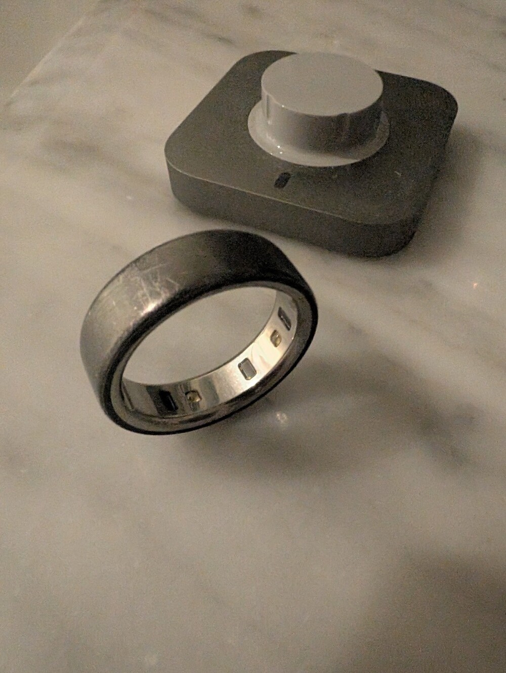 Oura Ring 4 (STEALTH) Size 14